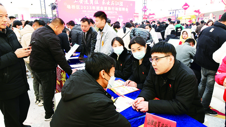 03efa176-18d0-4f4d-8192-05bad381e31f.jpg