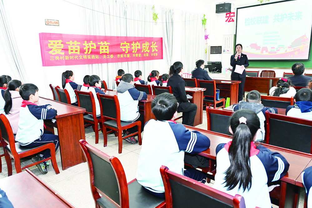 e16c1dd6-29c7-4af6-96fa-2907542e0a99.jpg