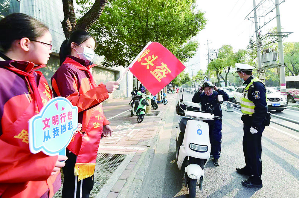 3c77cb5b-92d3-4926-ab7b-992333775db1.jpg