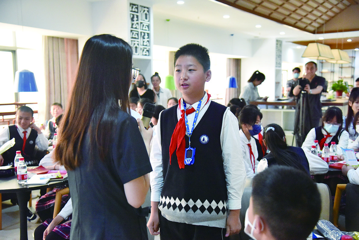 d64da503-67ff-43aa-a31c-552a52fa2f26.jpg