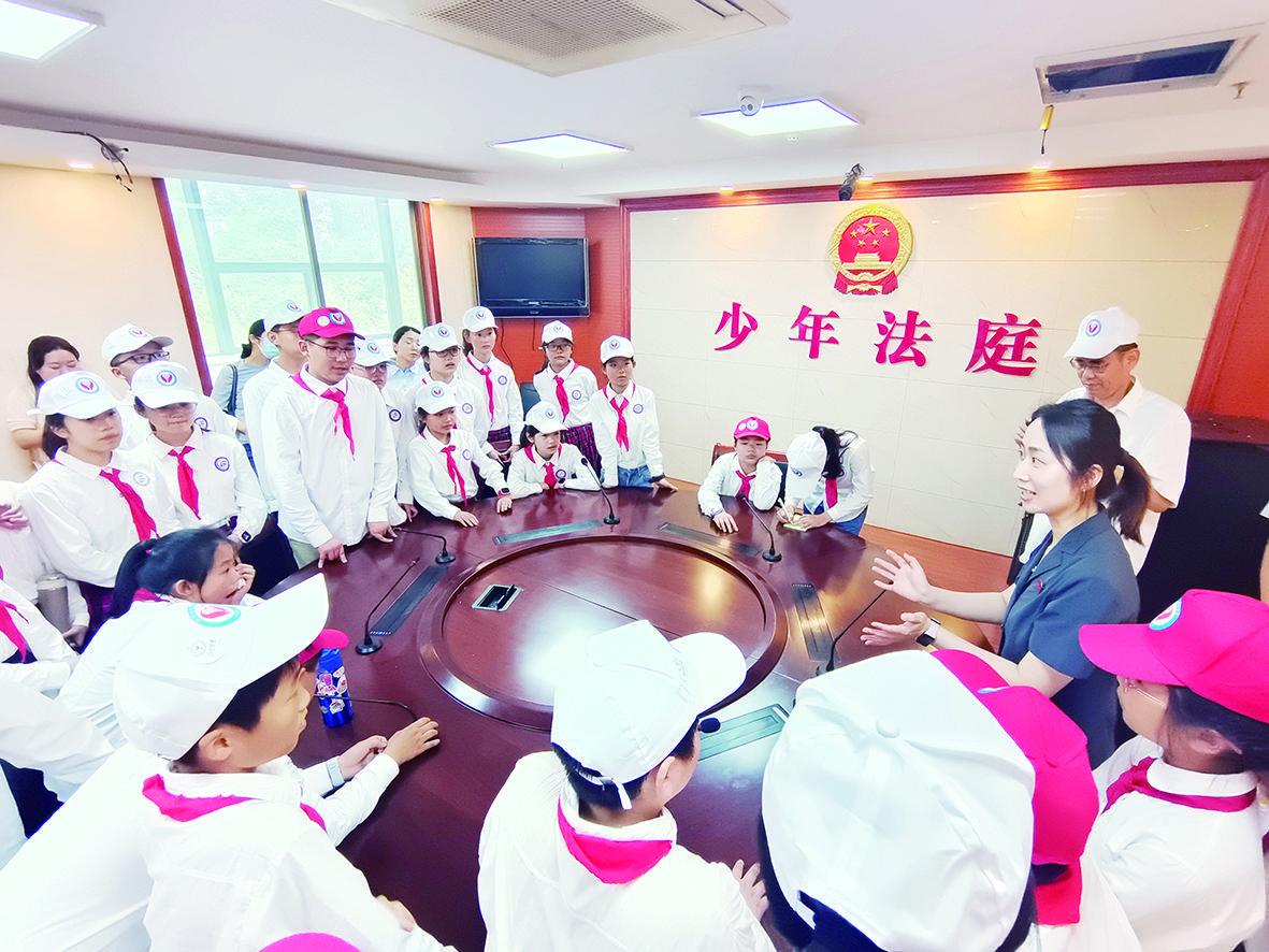 6f08a09c-55db-433d-a07b-a58dcd35e419.jpg