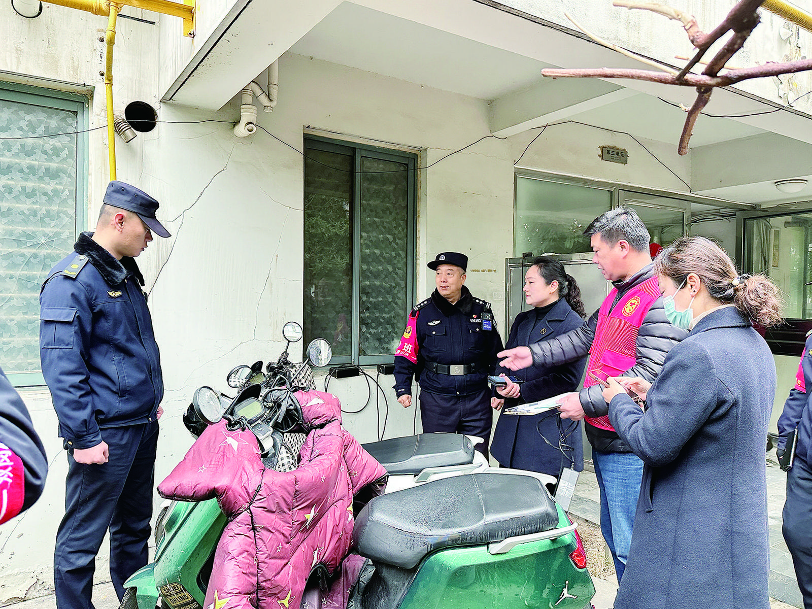 ceaed8d3-bc83-4c30-ba9a-feda1c3dd191.jpg